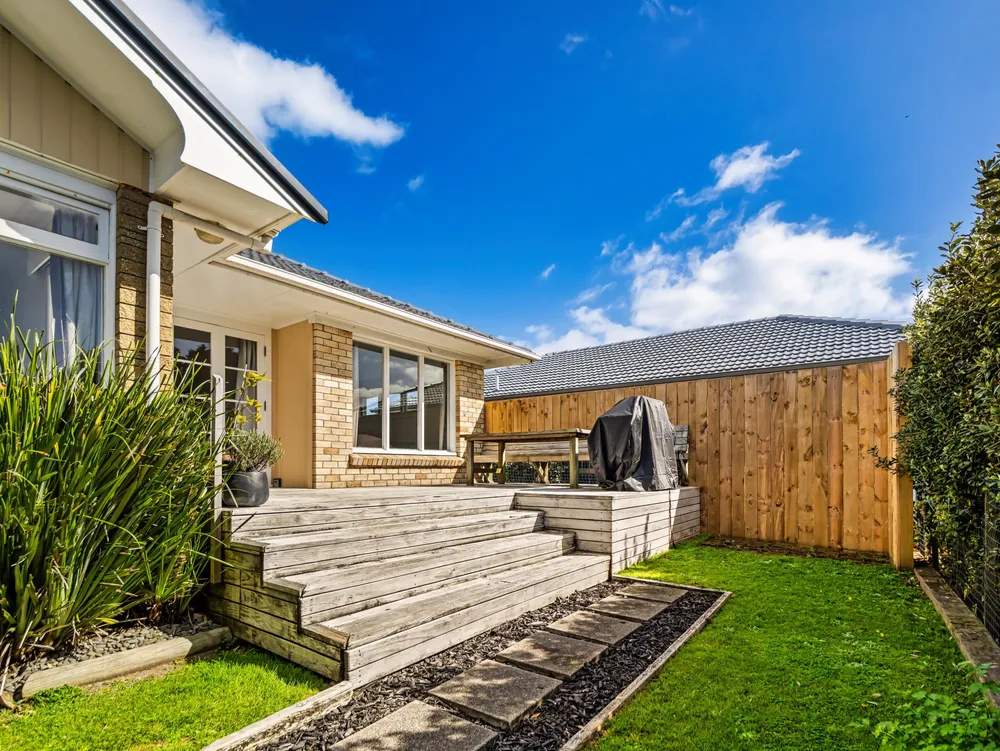 Photos of 110 Valley Road