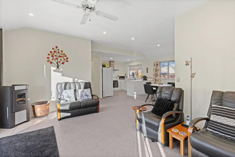 Photos of 23 Henry Wigram Drive