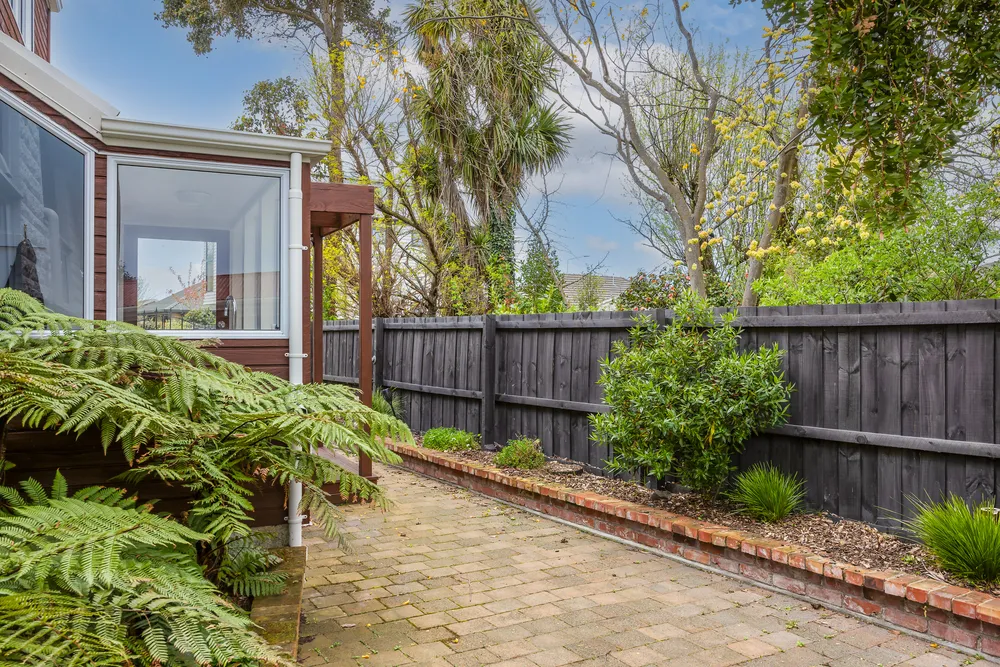 Photos of 32 Mountfort Street