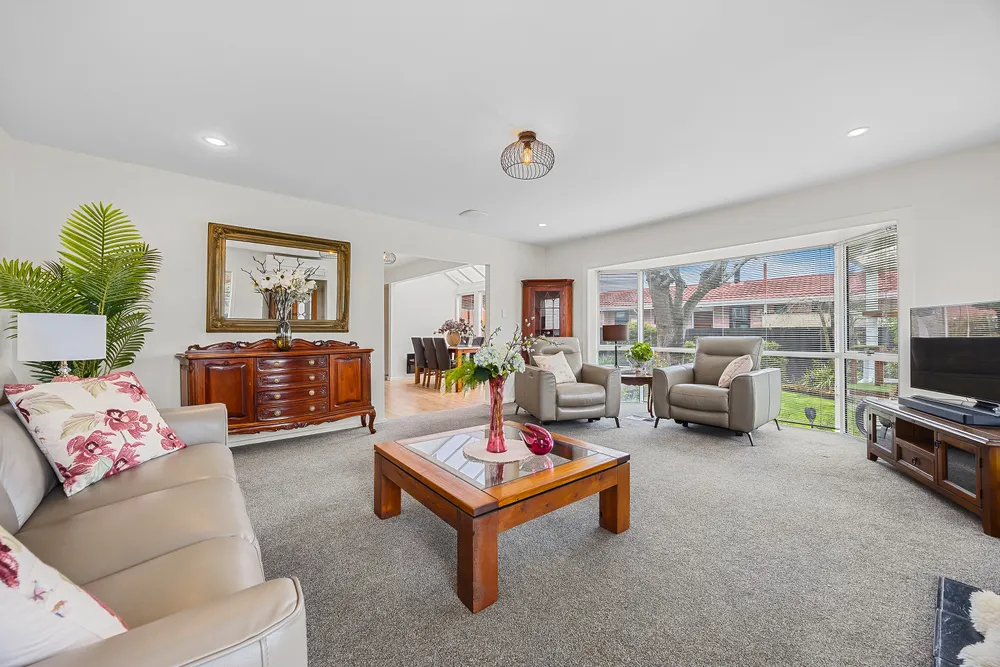 Photos of 32 Mountfort Street