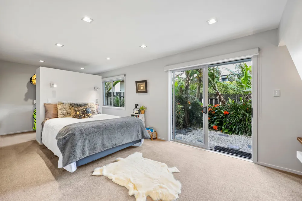 Photos of 151 Pah Road