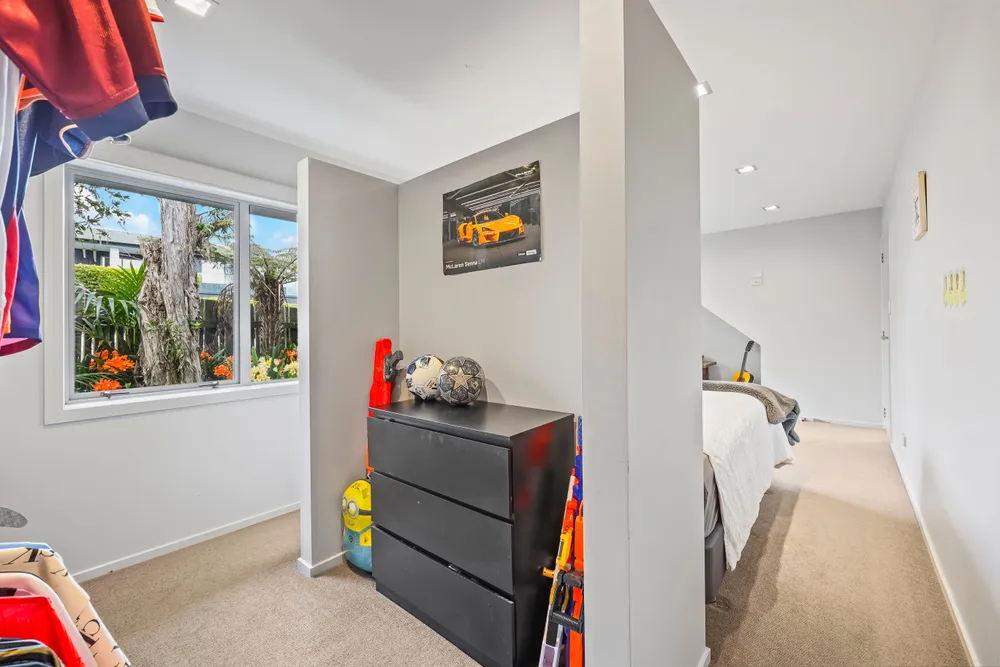 Photos of 151 Pah Road