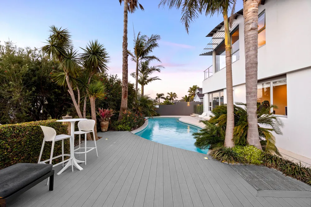 Photos of 151 Pah Road
