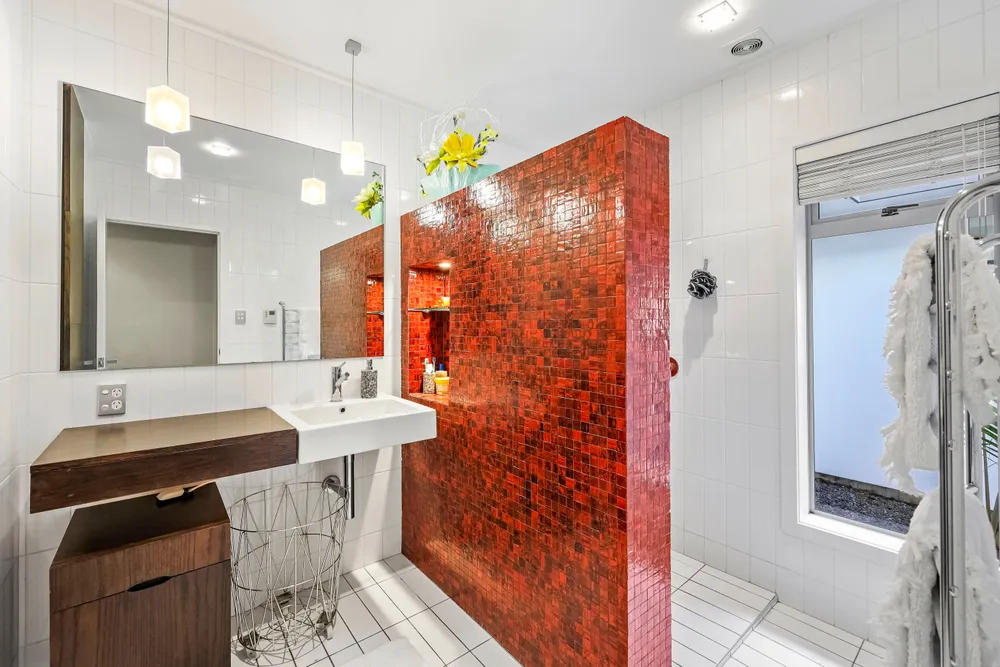 Photos of 151 Pah Road