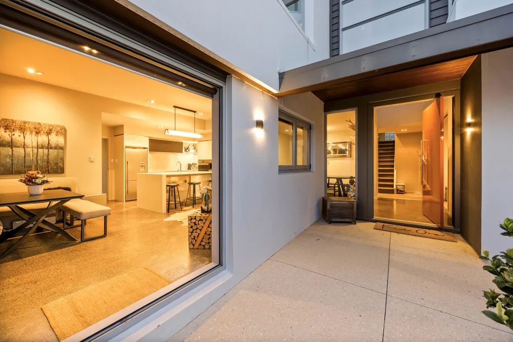 Photos of 151 Pah Road