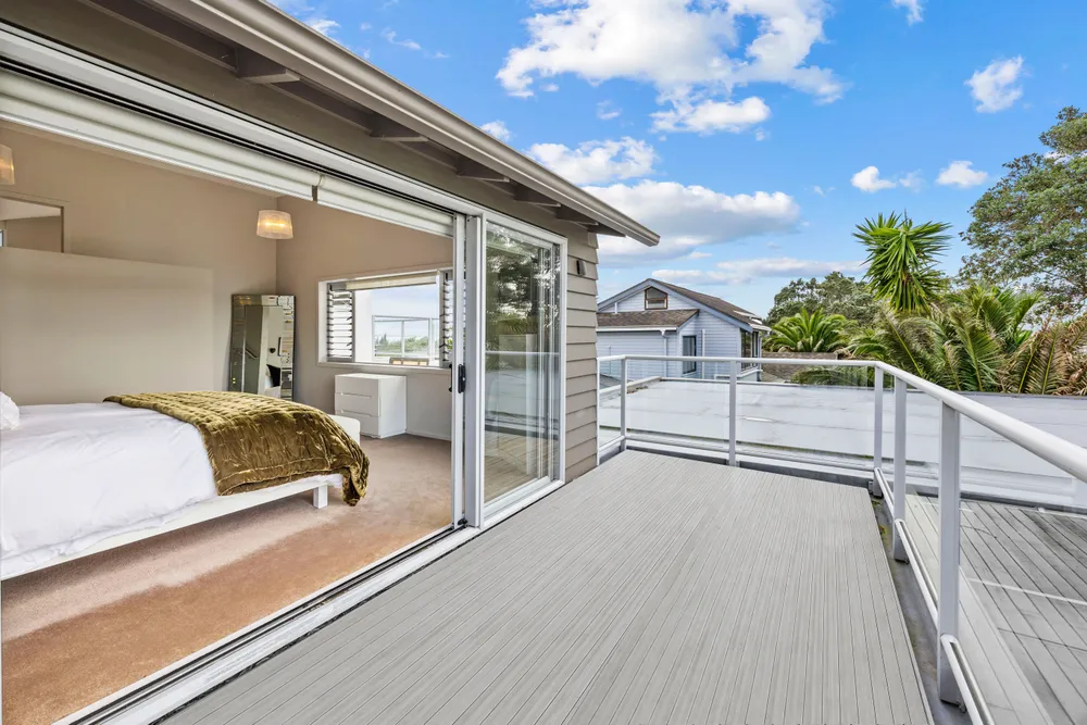 Photos of 151 Pah Road