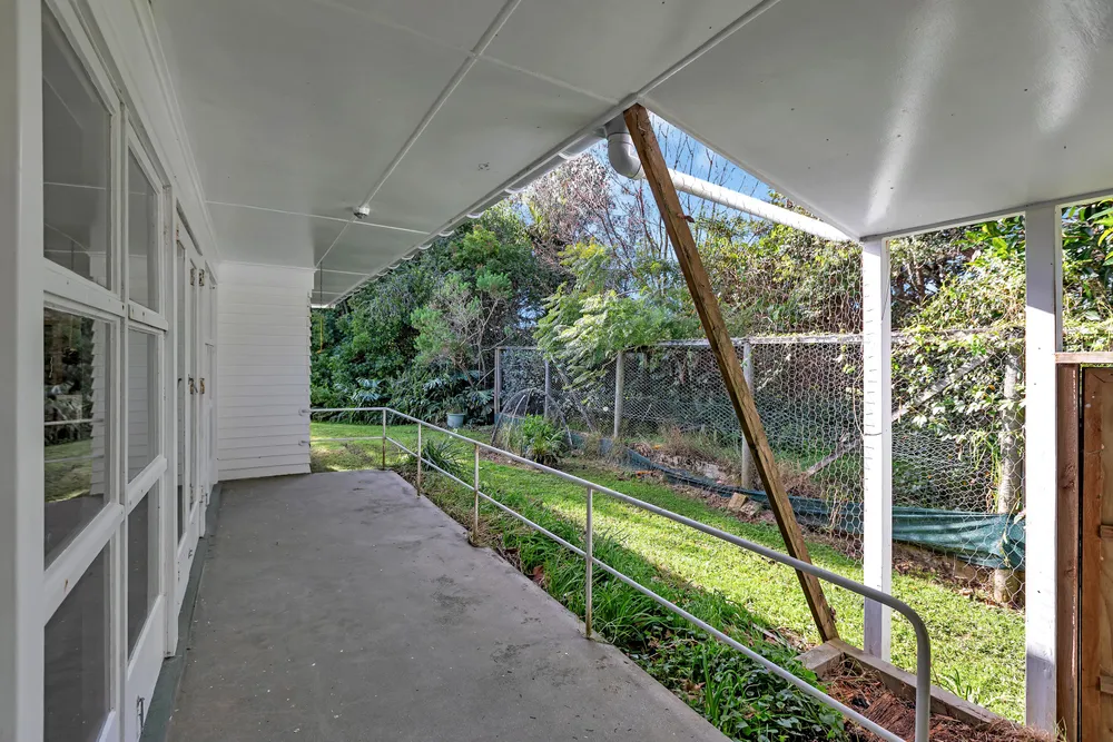 Photos of 2044 Whananaki North Road