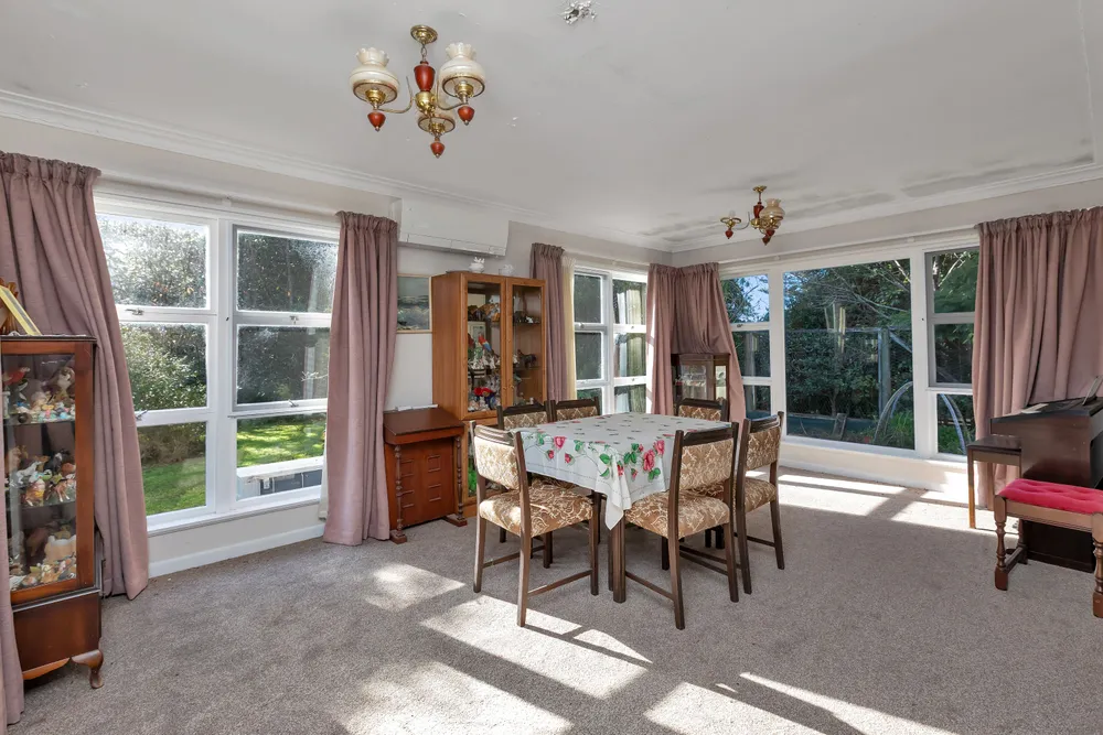 Photos of 2044 Whananaki North Road