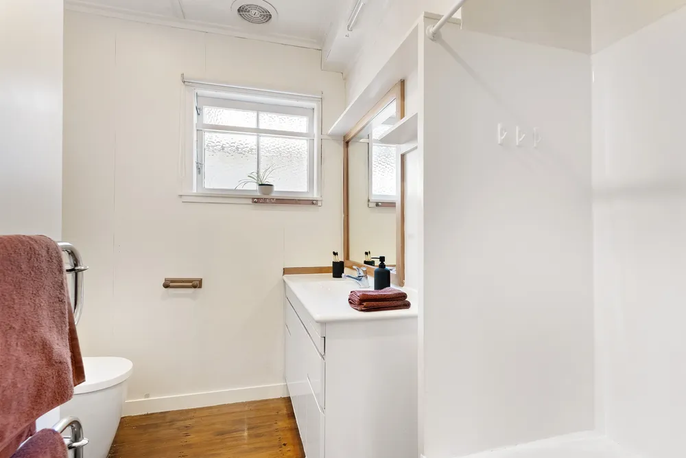 Photos of 12a Waitomo Avenue