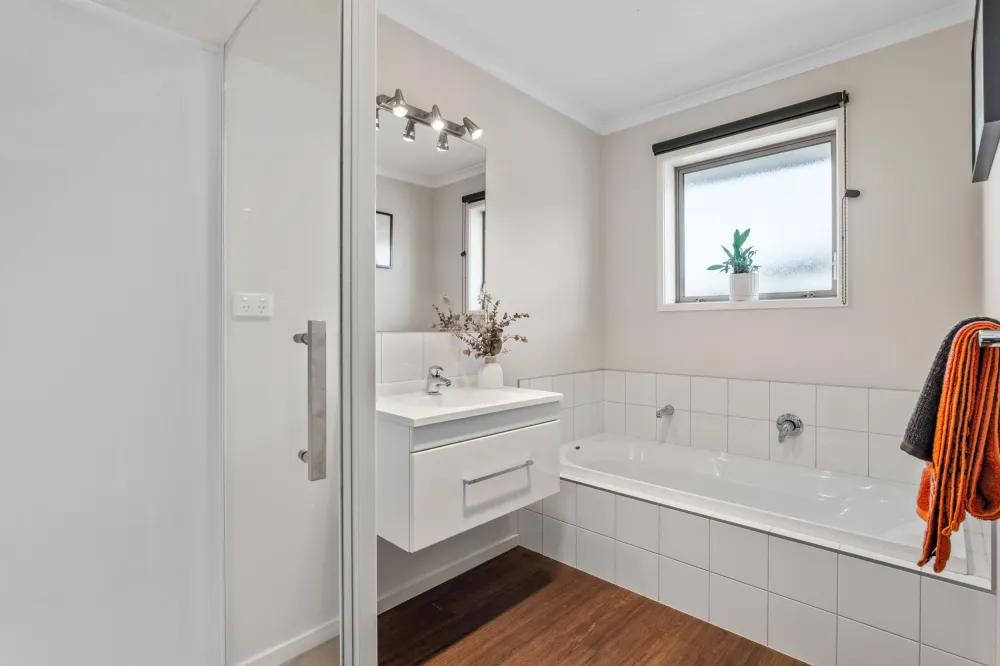Photos of 603 Birchs Road