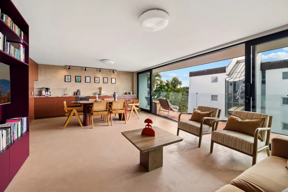 Photos of 10/67 Sarsfield Street