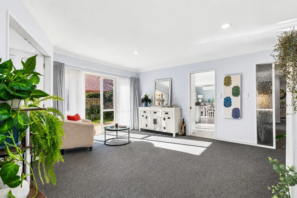 Photos of 31 Huntington Drive