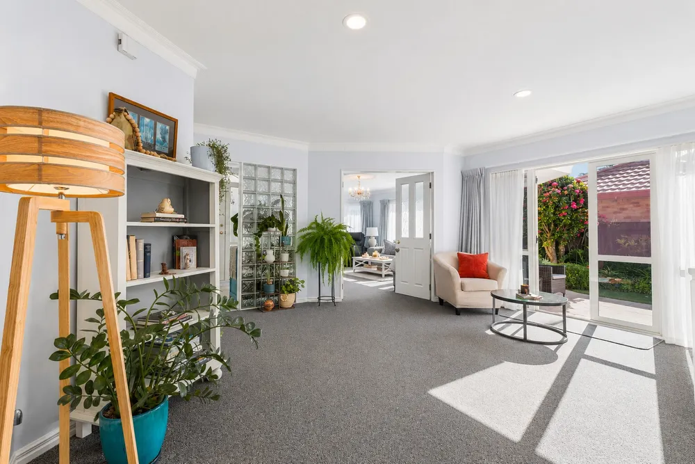 Photos of 31 Huntington Drive