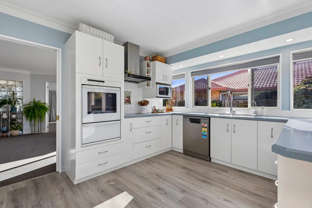 Photos of 31 Huntington Drive