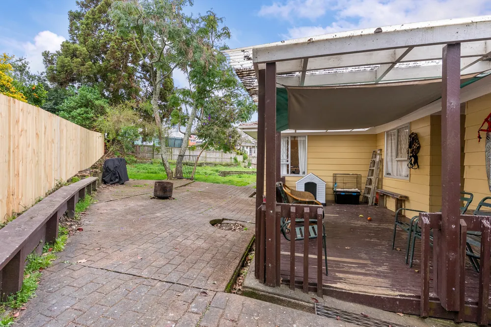 Photos of 80 Dundale Avenue