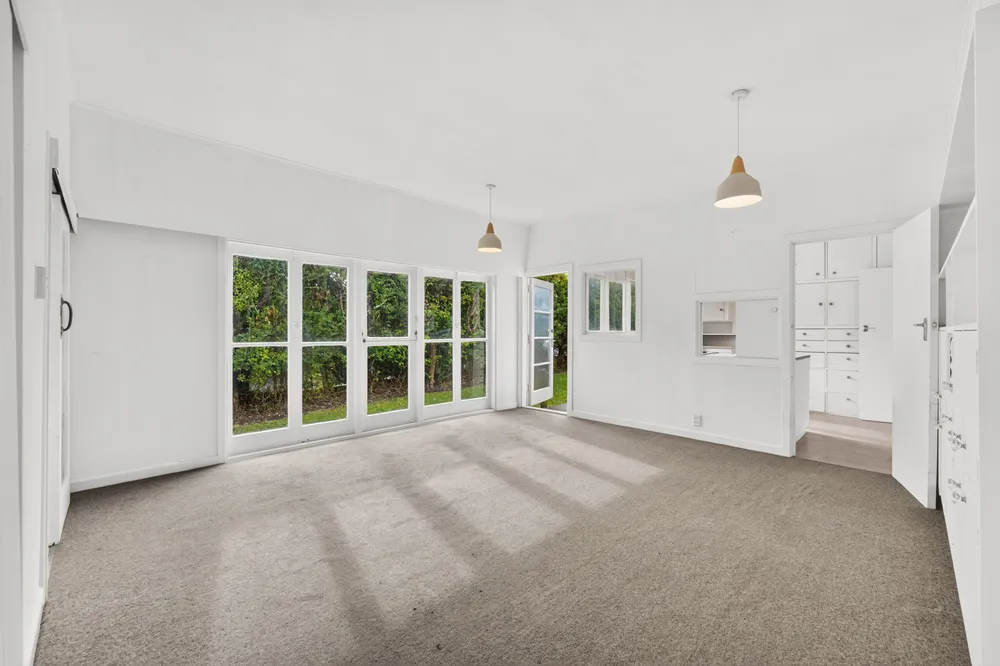 Photos of 28 Harapaki Road