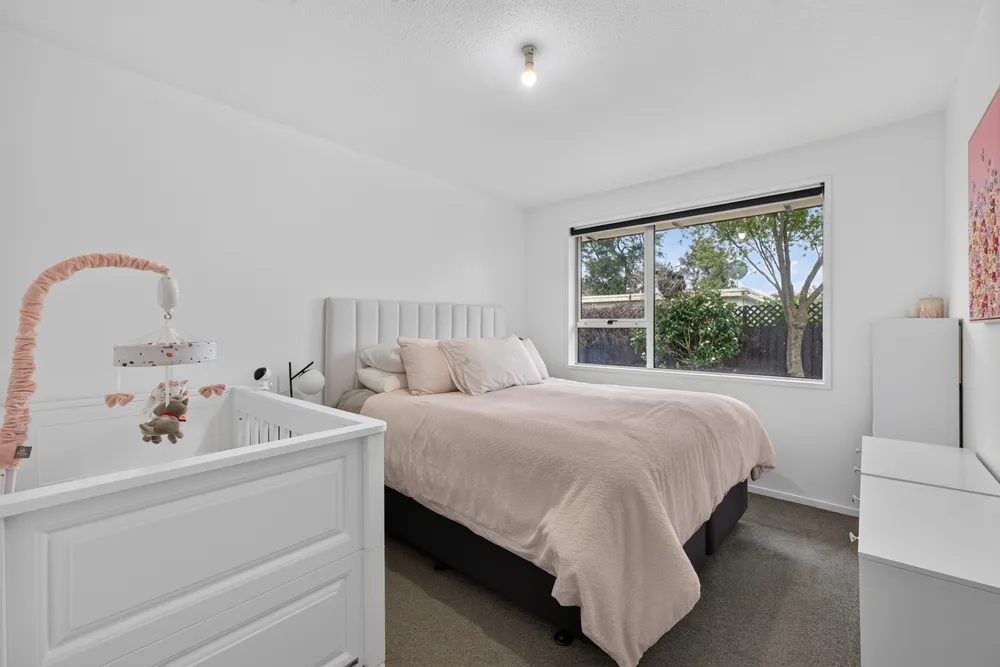 Photos of 2/37 Petrie Street