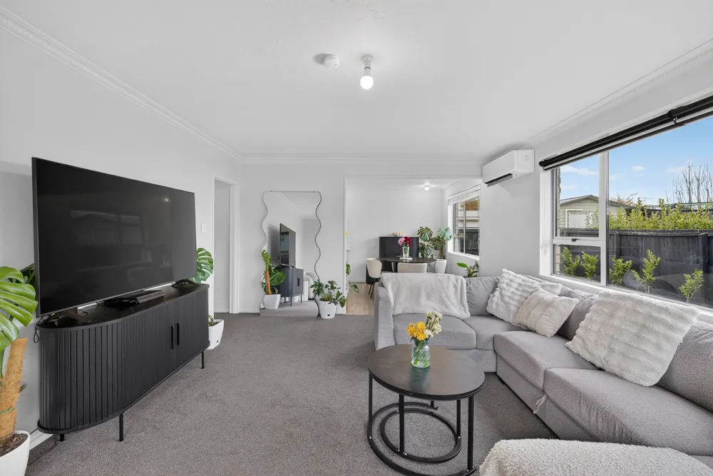 Photos of 2/37 Petrie Street