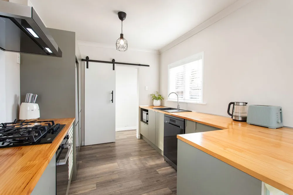 Photos of 15 Mcintyre Street