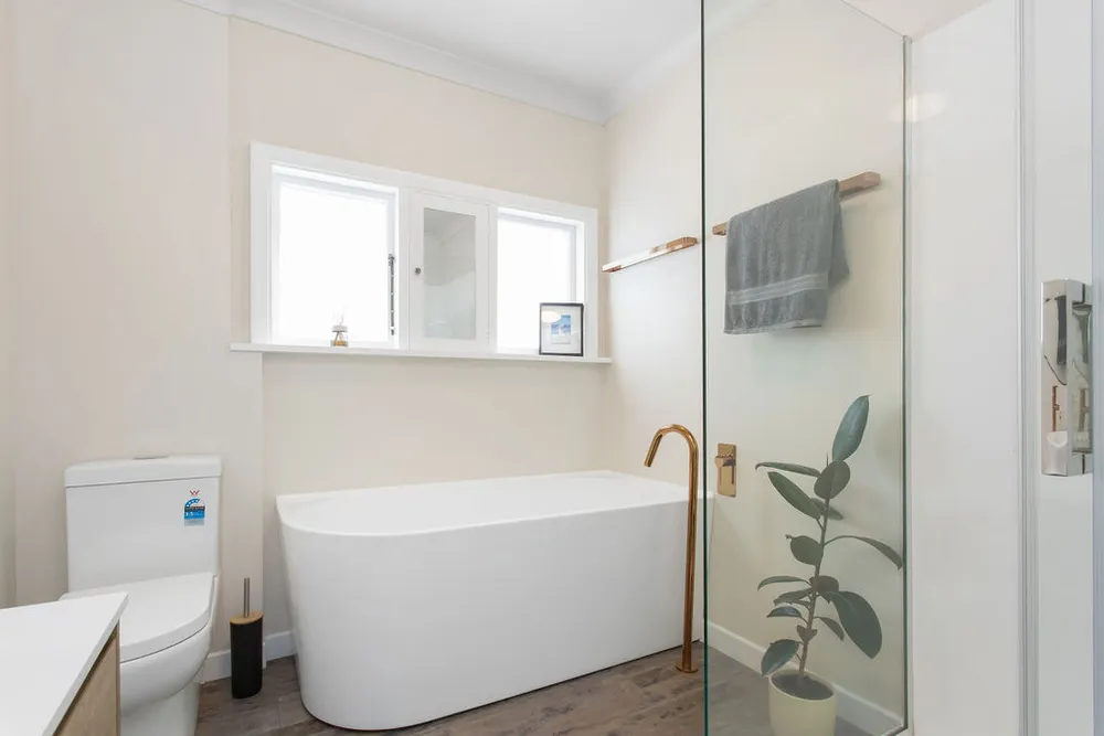 Photos of 15 Mcintyre Street