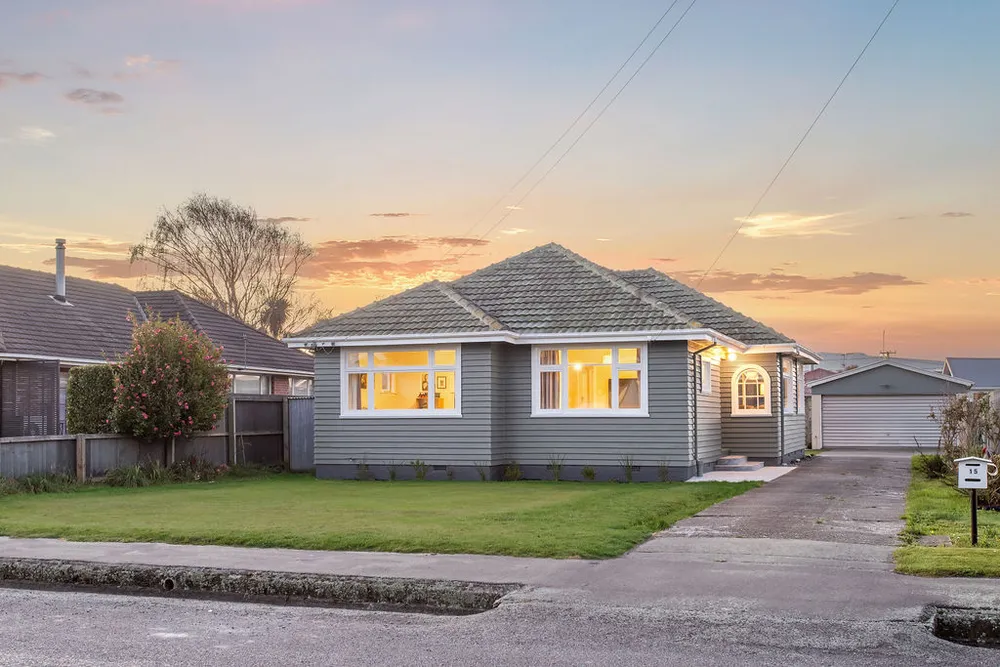 Photos of 15 Mcintyre Street