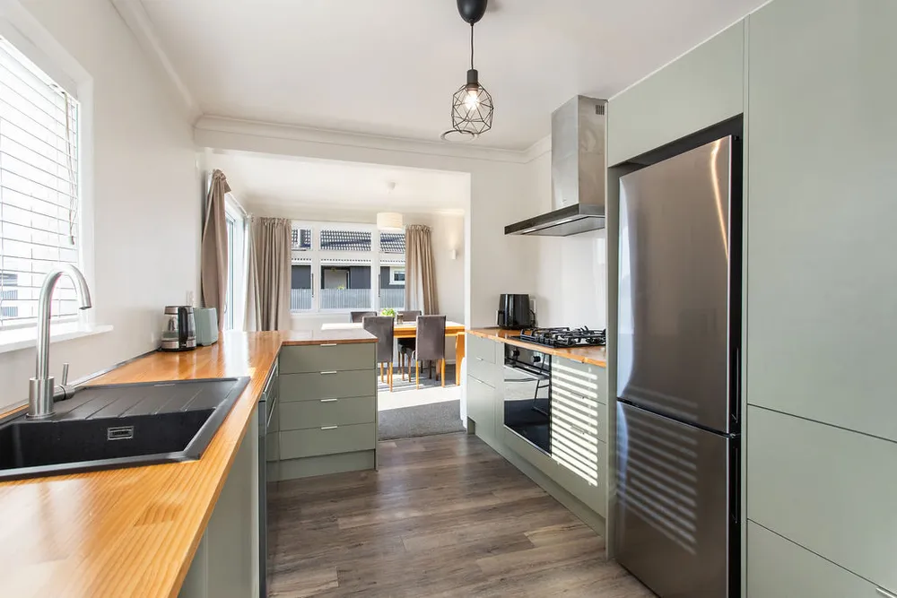 Photos of 15 Mcintyre Street