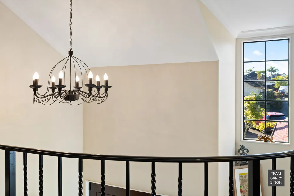 Photos of 33 Byblos Place