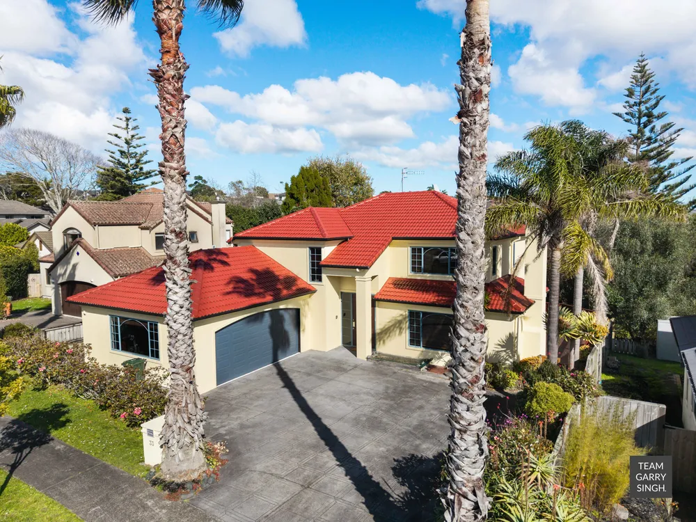 Photos of 33 Byblos Place