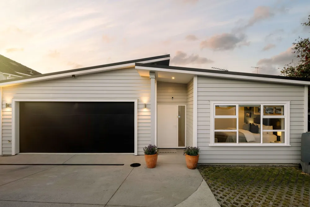 Photos of 18 Hobson Drive