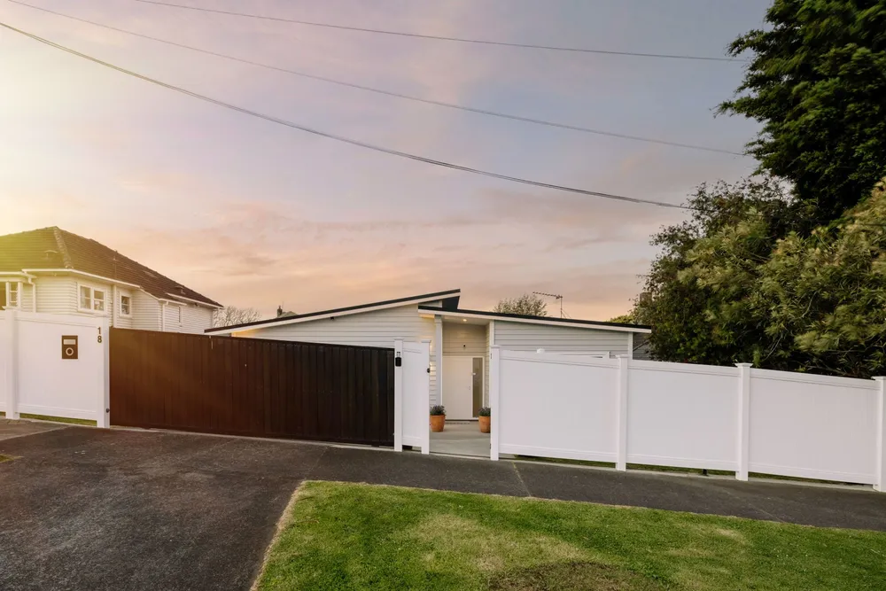 Photos of 18 Hobson Drive