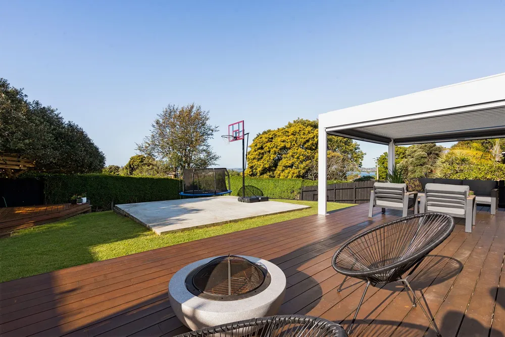 Photos of 18 Hobson Drive
