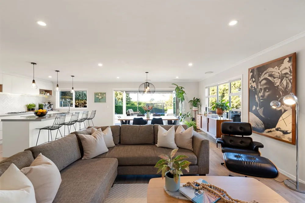 Photos of 18 Hobson Drive