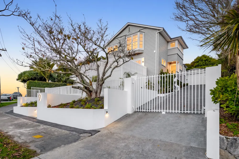 Photos of 9 Seascape Road