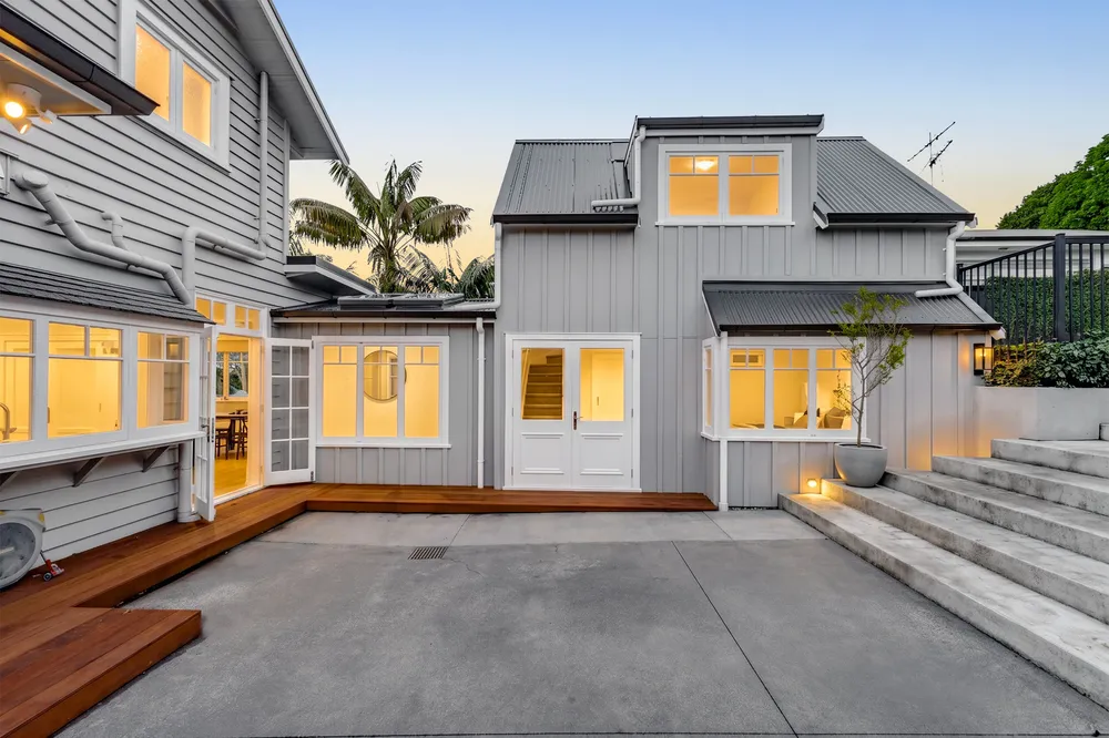Photos of 9 Seascape Road