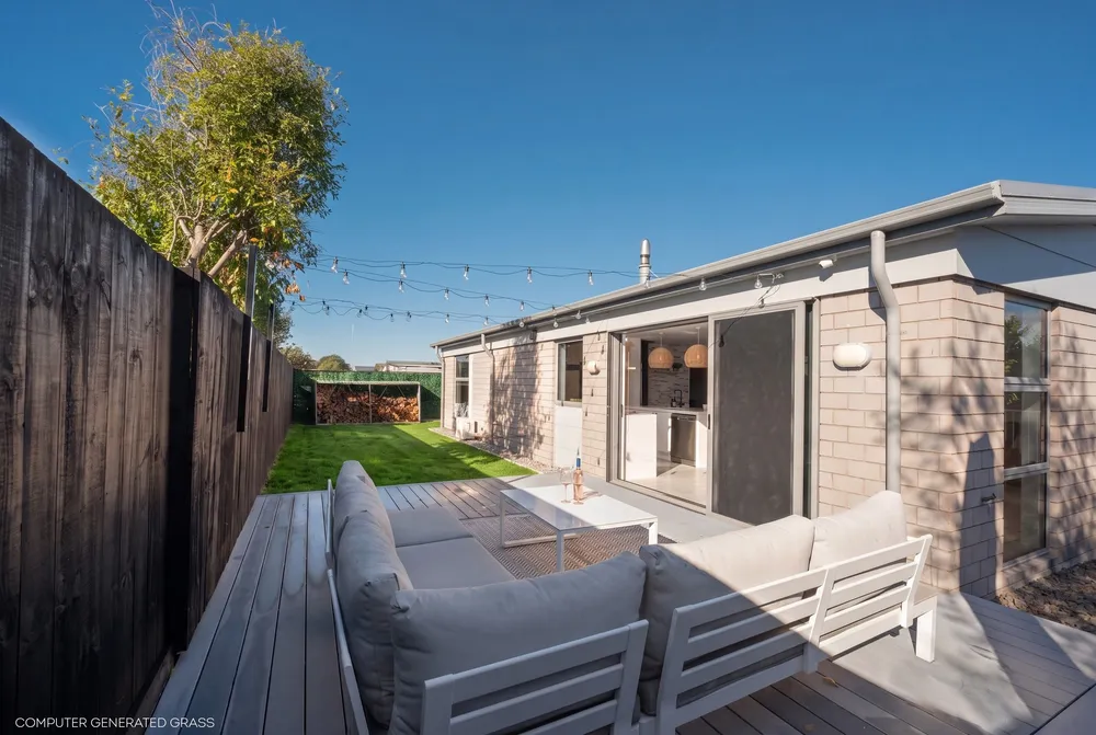Photos of 2 Butterworth Crescent