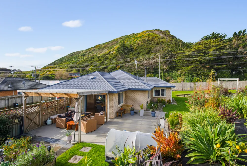 Photos of 19 Villa Grove