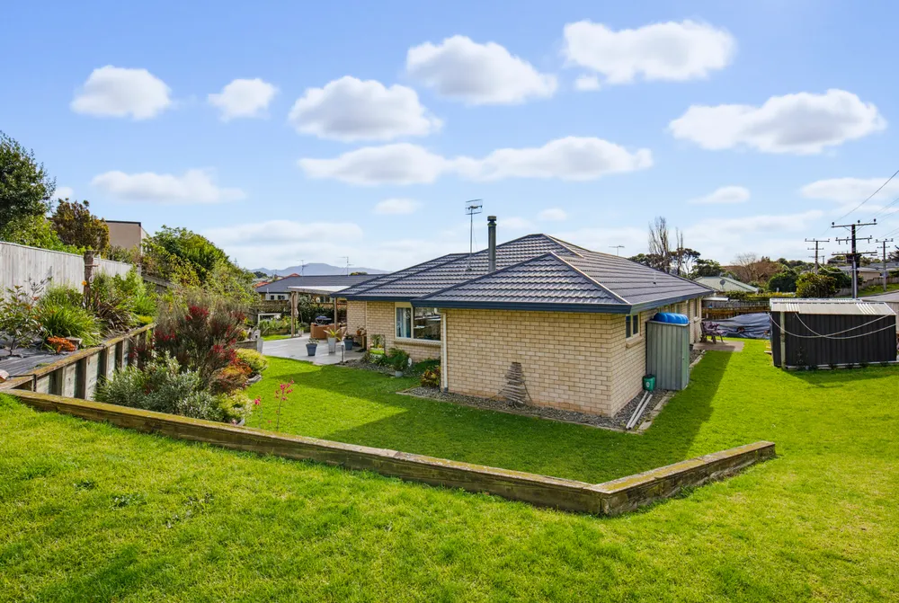 Photos of 19 Villa Grove