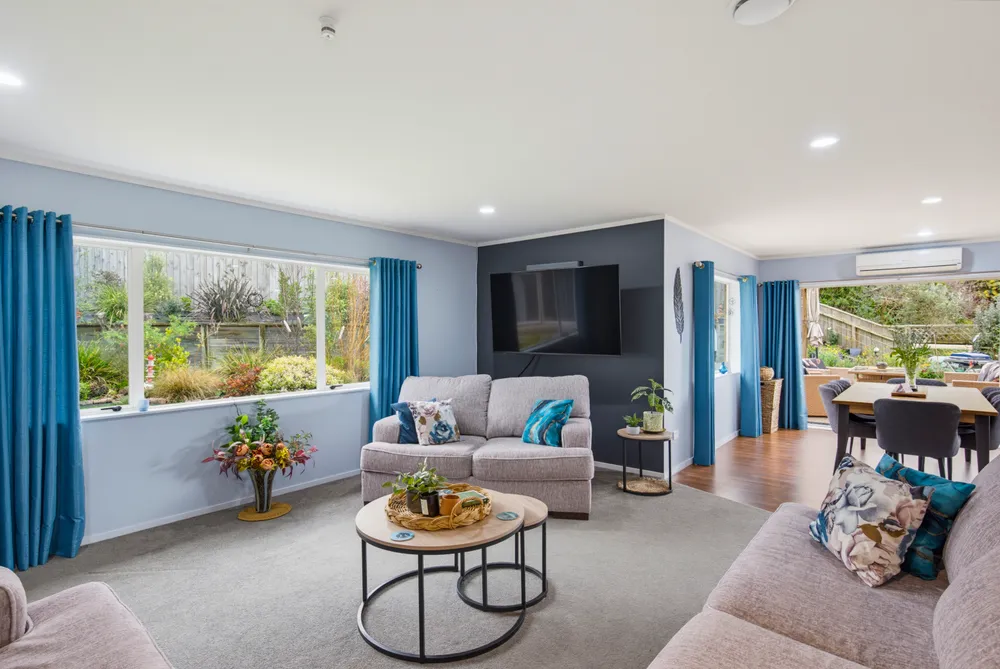 Photos of 19 Villa Grove