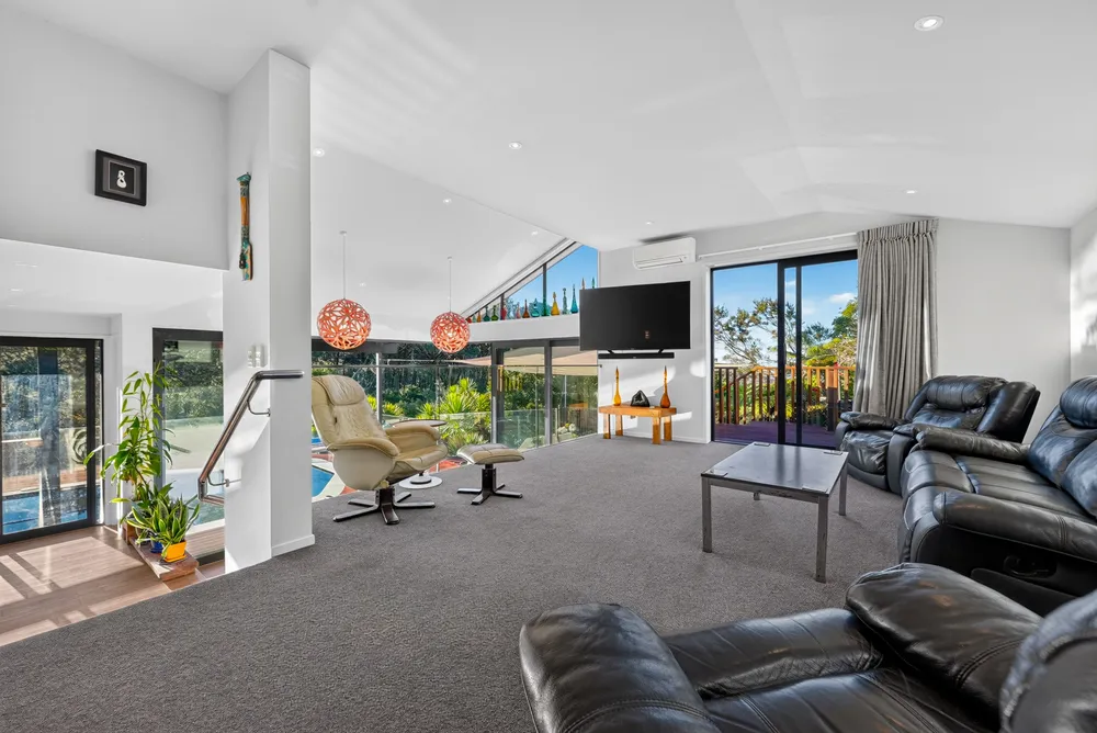 Photos of 8 Aberdeen Road
