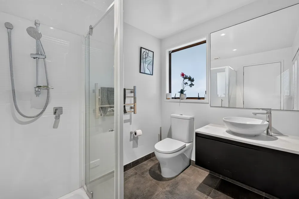 Photos of 8 Aberdeen Road