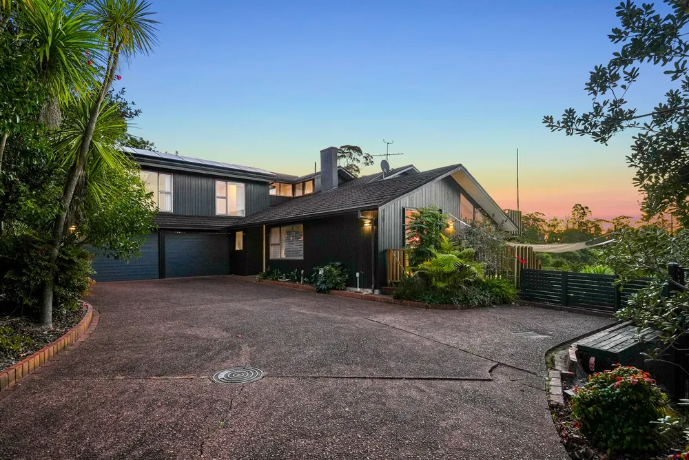 Photos of 8 Aberdeen Road