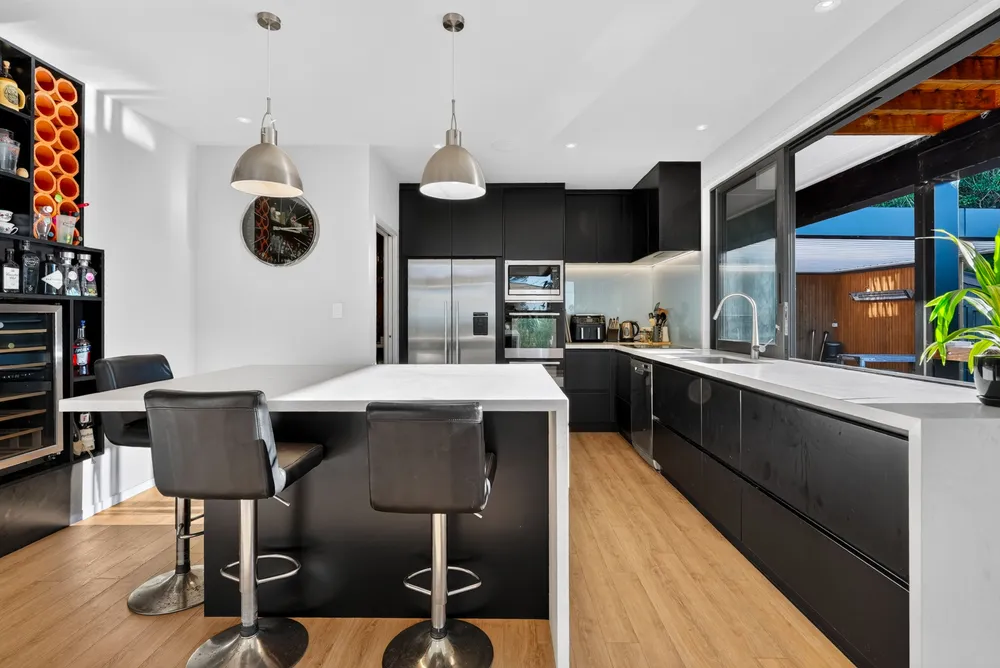 Photos of 8 Aberdeen Road
