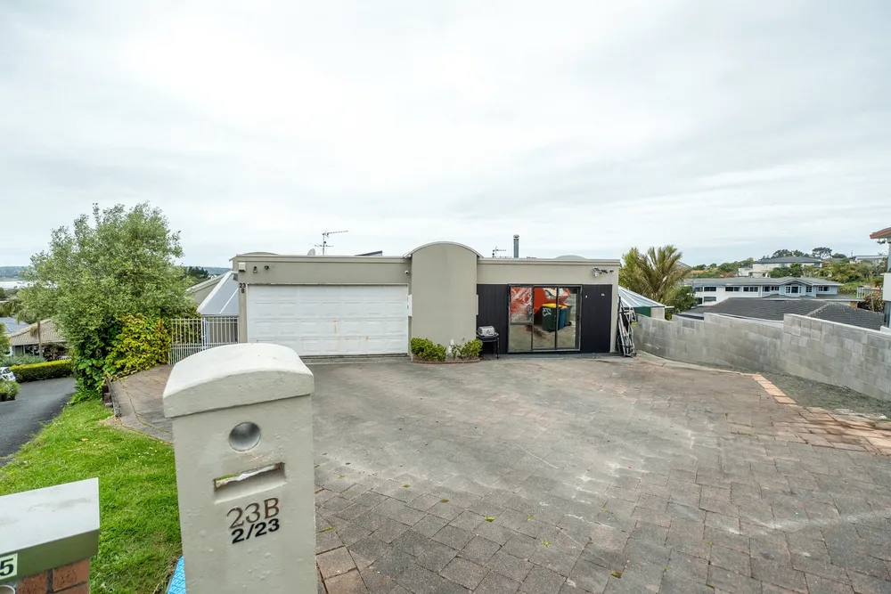 Photos of 1/23 Bernleigh Terrace