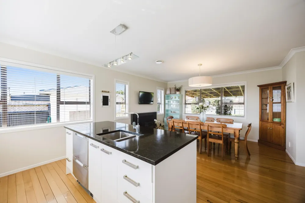 Photos of 19 Coronation Avenue