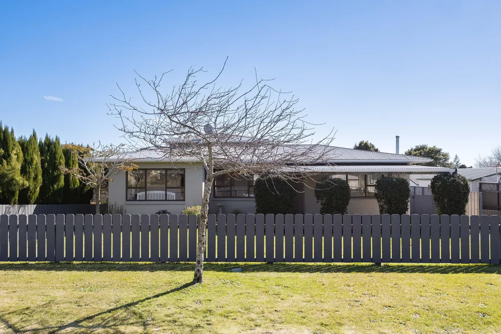 Photos of 19 Coronation Avenue