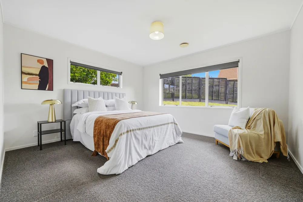 Photos of 20 Cairnbrae Court
