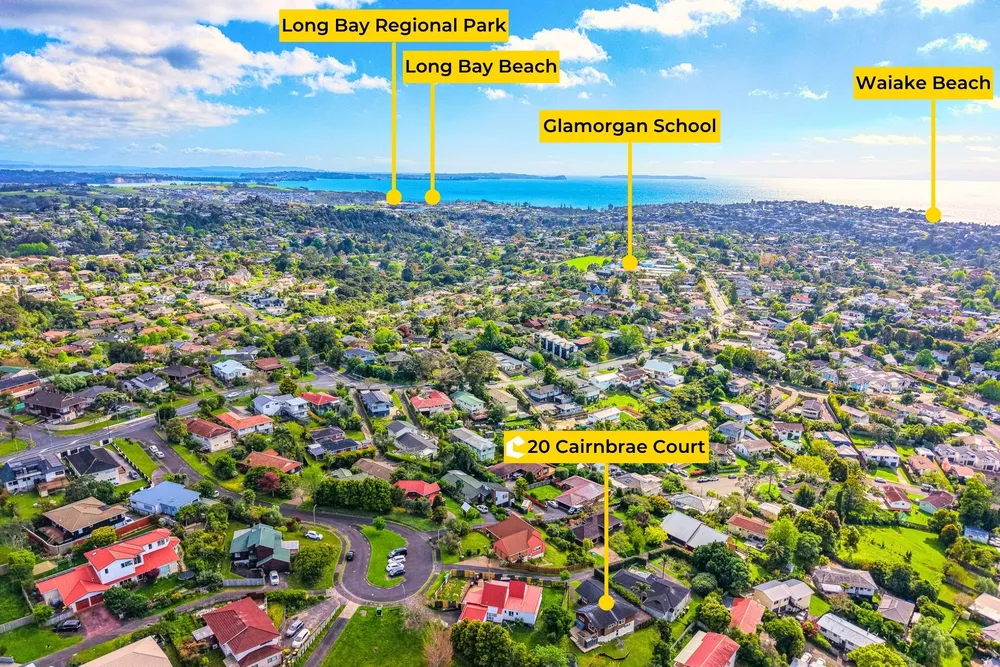 Photos of 20 Cairnbrae Court