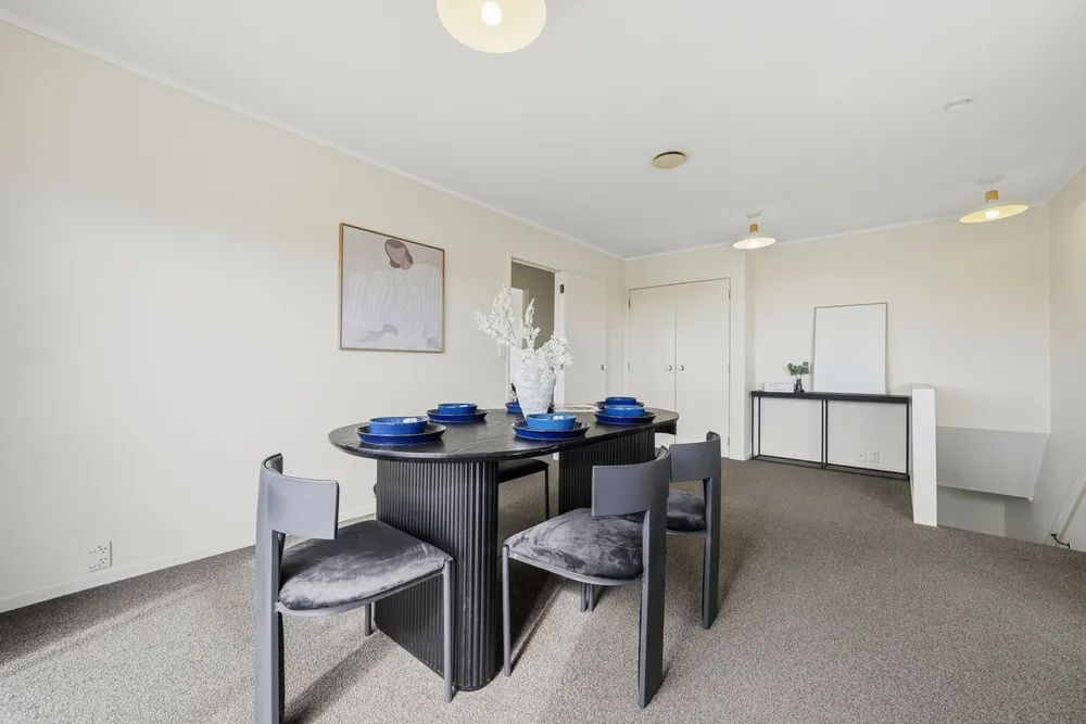 Photos of 20 Cairnbrae Court