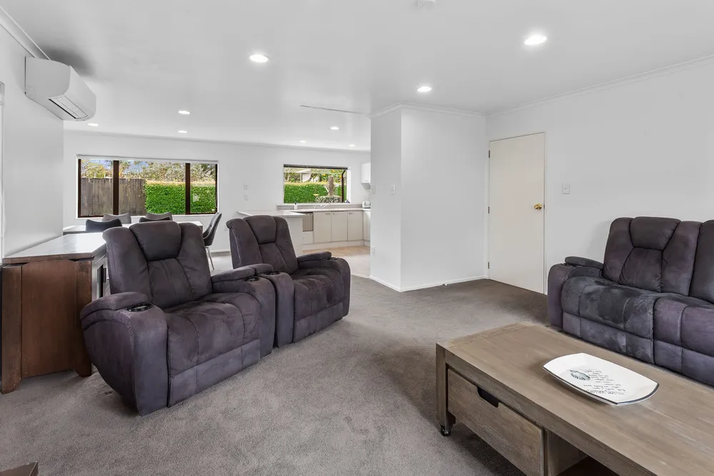 Photos of 73B King Street
