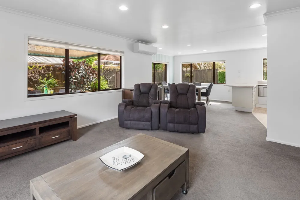 Photos of 73B King Street